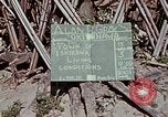 Standbild Lebensbedingungen der einheimischen Ishikawa Okinawa Japan, 1945, aus Sekunde 8 historischem Filmmaterial Videoclip 65675070760