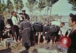 Standbild Lebensbedingungen der einheimischen Ishikawa Okinawa Japan, 1945, aus Sekunde 31 historischem Filmmaterial Videoclip 65675070760