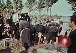 Standbild Lebensbedingungen der einheimischen Ishikawa Okinawa Japan, 1945, aus Sekunde 33 historischem Filmmaterial Videoclip 65675070760