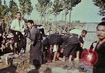 Standbild Lebensbedingungen der einheimischen Ishikawa Okinawa Japan, 1945, aus Sekunde 34 historischem Filmmaterial Videoclip 65675070760