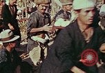 Standbild Lebensbedingungen der einheimischen Ishikawa Okinawa Japan, 1945, aus Sekunde 42 historischem Filmmaterial Videoclip 65675070760