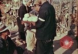 Standbild Lebensbedingungen der einheimischen Ishikawa Okinawa Japan, 1945, aus Sekunde 43 historischem Filmmaterial Videoclip 65675070760
