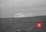 Image USS Henderson Péninsule Antarctique, 1946, de la seconde 42 séquences d'archives historiques vidéo 65675070786