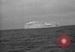 Image USS Henderson Péninsule Antarctique, 1946, de la seconde 43 séquences d'archives historiques vidéo 65675070786