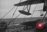 Image USS Henderson Péninsule Antarctique, 1946, de la seconde 60 séquences d'archives historiques vidéo 65675070786