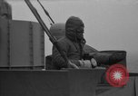 Image homme sur Lookout Péninsule Antarctique, 1946, de la seconde 48 séquences d'archives historiques vidéo 65675070789