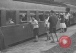 Image Japonais rapatriés Japon, 1949, de la seconde 16 séquences d'archives historiques vidéo 65675070818