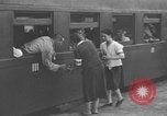 Image Japonais rapatriés Japon, 1949, de la seconde 19 séquences d'archives historiques vidéo 65675070818