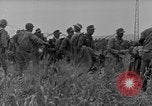 Immagine di Lavoro della polizia militare dell'esercito degli Stati Uniti Corea, 1952, secondo 20 filmato di repertorio 65675070821
