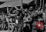 Immagine di Lavoro della polizia militare dell'esercito degli Stati Uniti Corea, 1952, secondo 30 filmato di repertorio 65675070821