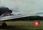 Image réfugiés cambodgiens Boung Long Cambodge, 1970, de la seconde 6 séquences d'archives historiques vidéo 65675070841