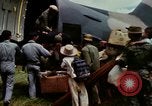 Image réfugiés cambodgiens Boung Long Cambodge, 1970, de la seconde 24 séquences d'archives historiques vidéo 65675070841