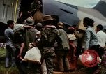 Image réfugiés cambodgiens Boung Long Cambodge, 1970, de la seconde 26 séquences d'archives historiques vidéo 65675070841
