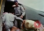 Image réfugiés cambodgiens Boung Long Cambodge, 1970, de la seconde 37 séquences d'archives historiques vidéo 65675070841