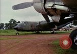 Image réfugiés cambodgiens Boung Long Cambodge, 1970, de la seconde 41 séquences d'archives historiques vidéo 65675070841