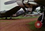 Image réfugiés cambodgiens Boung Long Cambodge, 1970, de la seconde 44 séquences d'archives historiques vidéo 65675070841