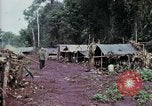 Image réfugiés cambodgiens Boung Long Cambodge, 1970, de la seconde 5 séquences d'archives historiques vidéo 65675070843