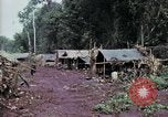 Image réfugiés cambodgiens Boung Long Cambodge, 1970, de la seconde 10 séquences d'archives historiques vidéo 65675070843