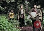 Image réfugiés cambodgiens Boung Long Cambodge, 1970, de la seconde 32 séquences d'archives historiques vidéo 65675070843