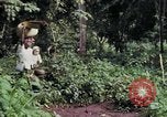 Image réfugiés cambodgiens Boung Long Cambodge, 1970, de la seconde 42 séquences d'archives historiques vidéo 65675070843