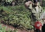 Image réfugiés cambodgiens Boung Long Cambodge, 1970, de la seconde 58 séquences d'archives historiques vidéo 65675070843