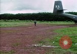 Standbild kambodschanische Flüchtlinge Boung lange Kambodscha, 1970, aus Sekunde 25 historischem Filmmaterial Videoclip 65675070846
