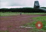 Standbild kambodschanische Flüchtlinge Boung lange Kambodscha, 1970, aus Sekunde 26 historischem Filmmaterial Videoclip 65675070846