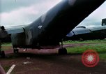 Standbild kambodschanische Flüchtlinge Boung lange Kambodscha, 1970, aus Sekunde 39 historischem Filmmaterial Videoclip 65675070846