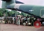 Standbild kambodschanische Flüchtlinge Boung lange Kambodscha, 1970, aus Sekunde 47 historischem Filmmaterial Videoclip 65675070846