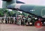 Standbild kambodschanische Flüchtlinge Boung lange Kambodscha, 1970, aus Sekunde 48 historischem Filmmaterial Videoclip 65675070846