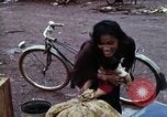 Image réfugiés cambodgiens Boung Long Cambodge, 1970, de la seconde 8 séquences d'archives historiques vidéo 65675070847