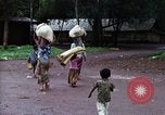Image réfugiés cambodgiens Boung Long Cambodge, 1970, de la seconde 16 séquences d'archives historiques vidéo 65675070847