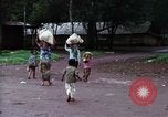 Image réfugiés cambodgiens Boung Long Cambodge, 1970, de la seconde 18 séquences d'archives historiques vidéo 65675070847