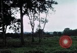 Image réfugiés cambodgiens Boung Long Cambodge, 1970, de la seconde 34 séquences d'archives historiques vidéo 65675070847