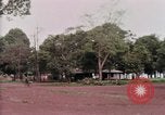 Image réfugiés cambodgiens Boung Long Cambodge, 1970, de la seconde 43 séquences d'archives historiques vidéo 65675070847