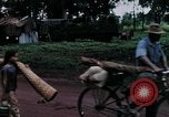 Image réfugiés cambodgiens Boung Long Cambodge, 1970, de la seconde 59 séquences d'archives historiques vidéo 65675070847