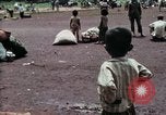 Image réfugiés cambodgiens Sud Asie de l'Est, 1970, de la seconde 3 séquences d'archives historiques vidéo 65675070850