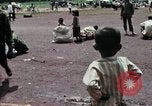 Image réfugiés cambodgiens Sud Asie de l'Est, 1970, de la seconde 9 séquences d'archives historiques vidéo 65675070850
