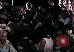 Image réfugiés cambodgiens Sud Asie de l'Est, 1970, de la seconde 44 séquences d'archives historiques vidéo 65675070850