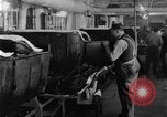 Image usine Ford Dearborn Michigan USA, 1920, de la seconde 8 séquences d'archives historiques vidéo 65675070883