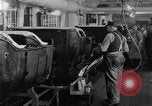 Image usine Ford Dearborn Michigan USA, 1920, de la seconde 15 séquences d'archives historiques vidéo 65675070883