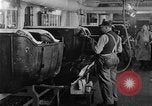 Image usine Ford Dearborn Michigan USA, 1920, de la seconde 25 séquences d'archives historiques vidéo 65675070883