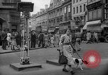 Immagine di Attività civili Londra Inghilterra Regno Unito, 1943, secondo 46 filmato di repertorio 65675070895