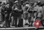 Immagine di Attività civili Londra Inghilterra Regno Unito, 1943, secondo 49 filmato di repertorio 65675070895