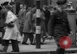 Immagine di Attività civili Londra Inghilterra Regno Unito, 1943, secondo 58 filmato di repertorio 65675070895