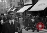 Immagine di Attività civili Londra Inghilterra Regno Unito, 1943, secondo 62 filmato di repertorio 65675070895