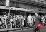 Standbild Zeitung London England Vereinigtes Königreich, 1943, aus Sekunde 9 historischem Filmmaterial Videoclip 65675070898
