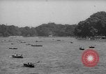Immagine di Folla di Londra Londra Inghilterra Regno Unito, 1943, secondo 11 filmato di repertorio 65675070899