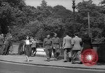 Immagine di Folla di Londra Londra Inghilterra Regno Unito, 1943, secondo 43 filmato di repertorio 65675070899