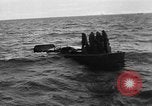 Immagine di Landing Craft pozzi meccanizzati su D-Day Canale in inglese, 1944, secondo 12 filmato di repertorio 65675070901